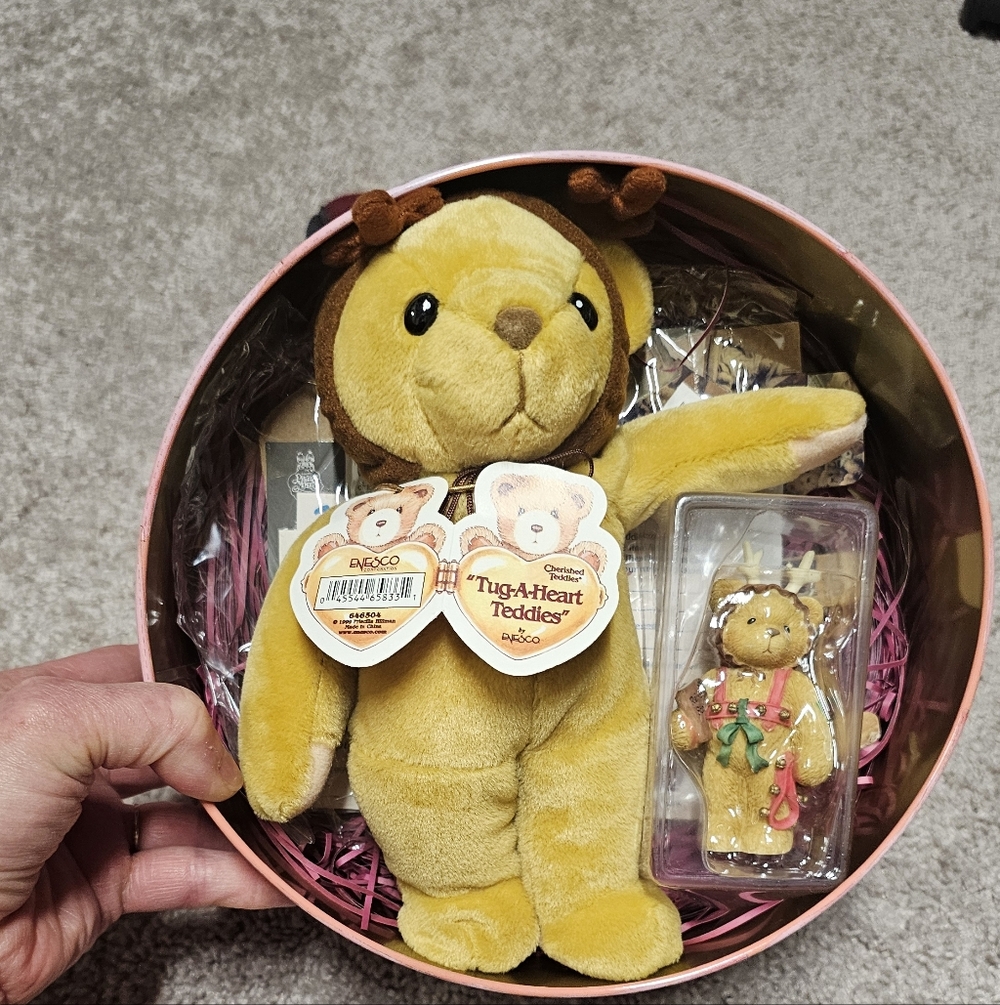Cherrished Teddies VTG Limited Edition Holiday Tin Set 1999 Plush Bear & Resin - Picture 10 of 11